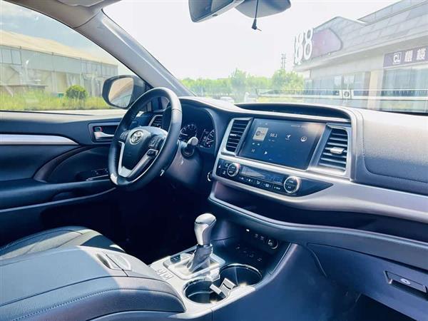 汉兰达 2021款 2.0T 四驱豪华版 7座