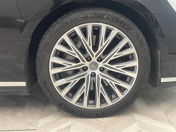 奥迪A8 2019款 A8L 55 TFSI quattro 豪华型