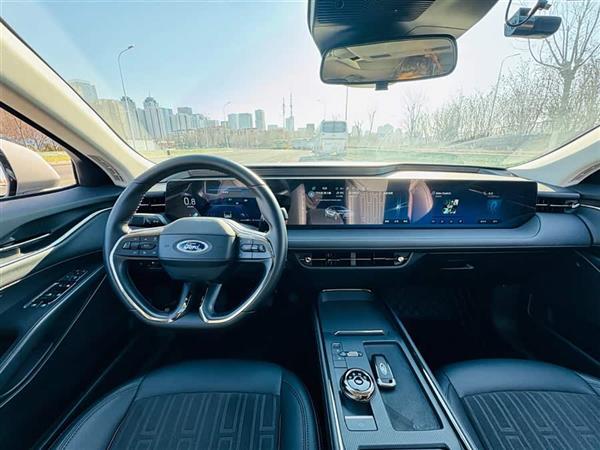 蒙迪欧 2023款 EcoBoost 180 豪华型