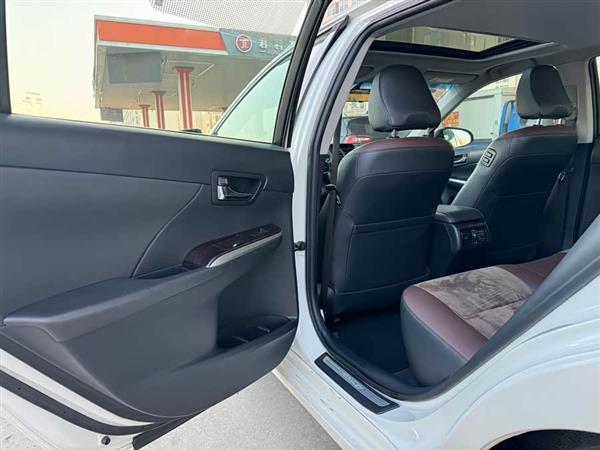 凯美瑞 2016款 2.0G 十周年纪念豪华版