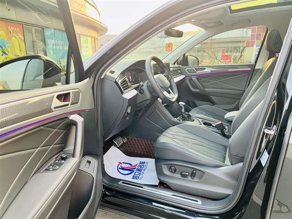 途观L 2023款 改款 330TSI 自动两驱R-Line越享版