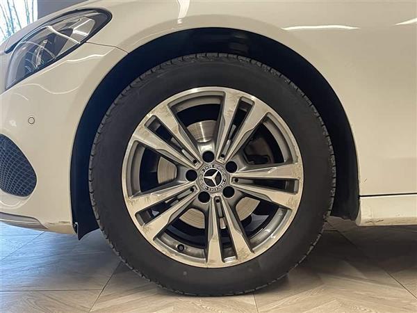 奔驰C级 2018款 C 200 L 运动版