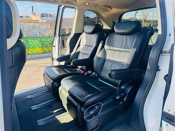 艾力绅 2016款 2.4L 风尚版