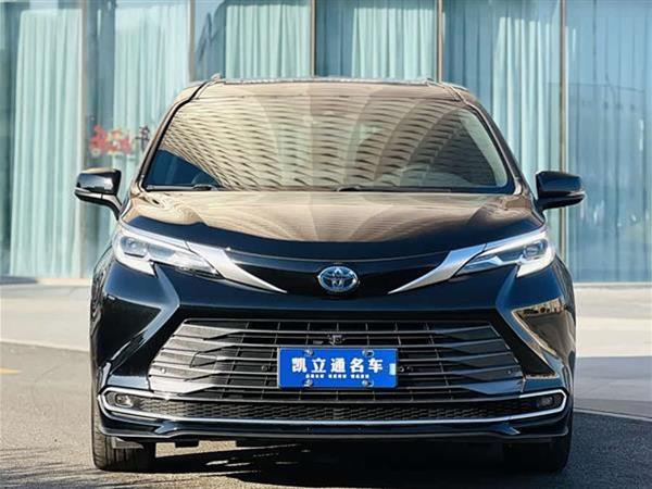 赛那SIENNA 2023款 2.5L混动 尊贵版