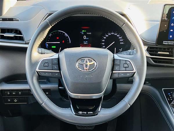 赛那SIENNA 2023款 2.5L混动 尊贵版