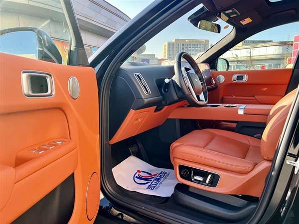 理想L8 2023款 Pro