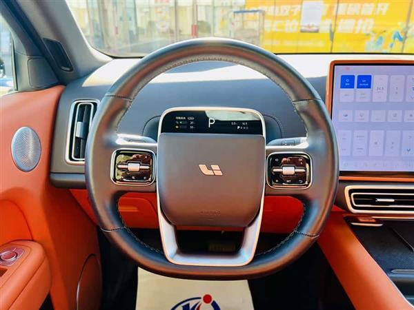 理想L8 2023款 Pro