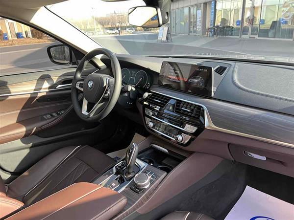 宝马5系新能源 2019款 530Le 豪华套装