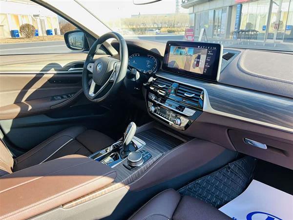 宝马5系 2023款 530Li 尊享型 豪华套装