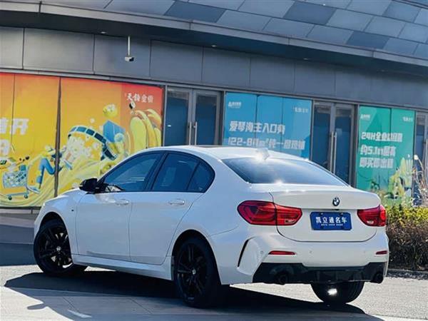 宝马1系 2021款 125i M运动曜夜版