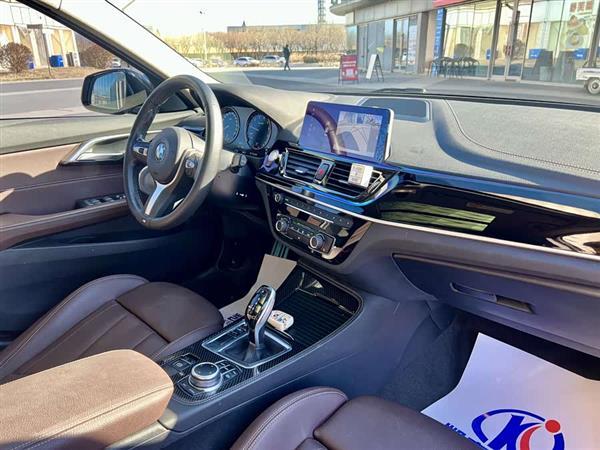 宝马1系 2021款 125i M运动曜夜版