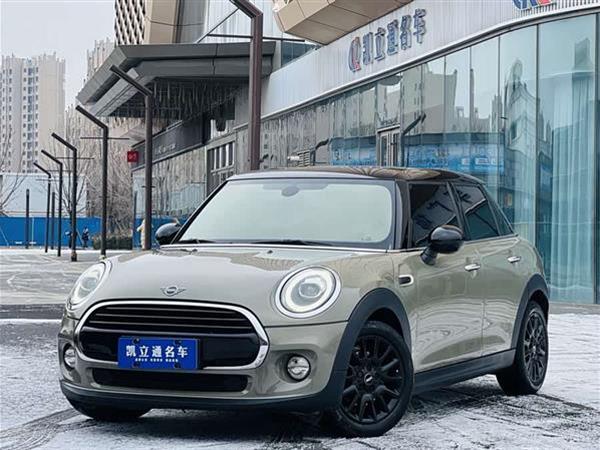 MINI 2018款 1.5T COOPER 经典派 五门版