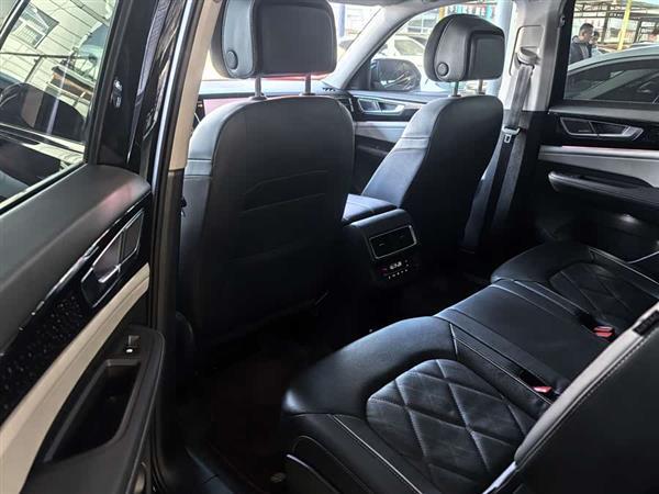 途昂 2022款 380TSI 四驱尊崇旗舰版