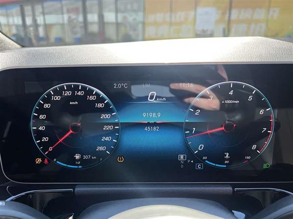 奔驰B级 2020款 B 200 时尚型