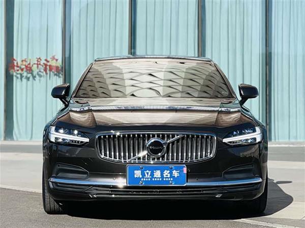 沃尔沃S90 2023款 B5 智逸豪华版