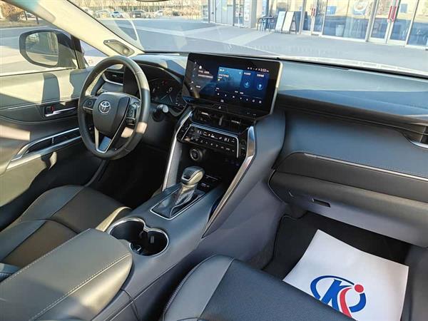 威飒 2022款 2.0L CVT四驱至尊版