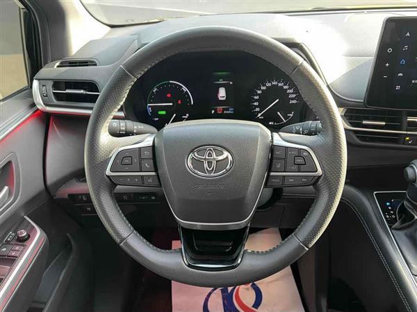 赛那SIENNA 2023款 2.5L混动 尊贵版