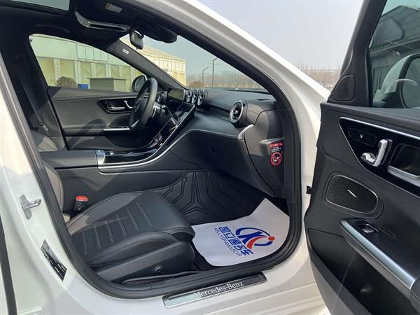 奔驰C级 2024款 C 260 L 运动版