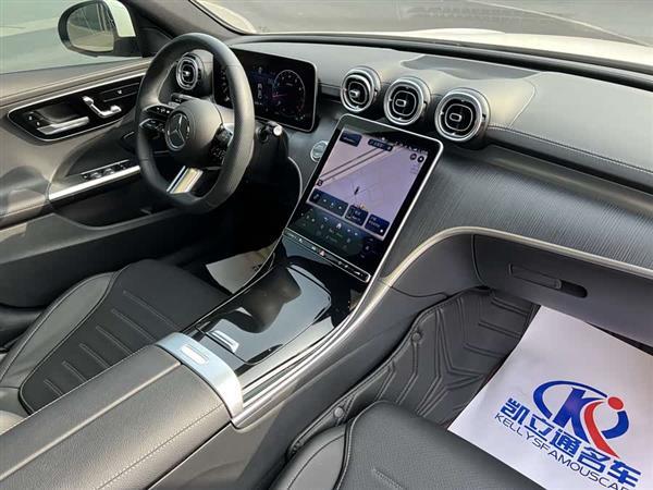 奔驰C级 2024款 C 260 L 运动版