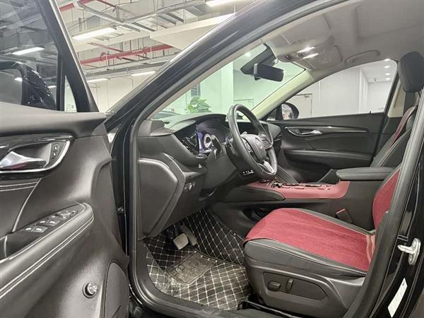 昂科威Plus 2022款 昂科威Plus 652T 五座豪华型