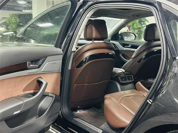 奥迪A8 2013款 A8L 50 TFSI quattro舒适型