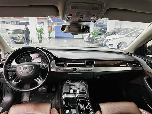 奥迪A8 2013款 A8L 50 TFSI quattro舒适型