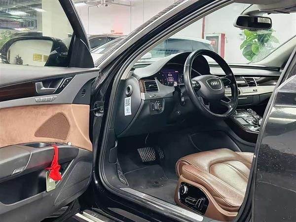 奥迪A8 2013款 A8L 50 TFSI quattro舒适型