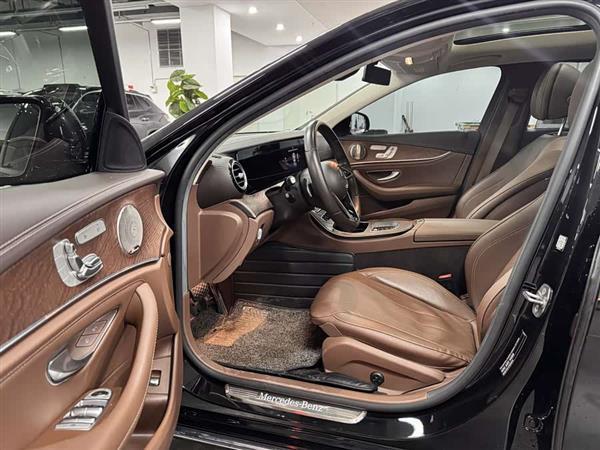 奔驰E级 2022款 E 300 L 豪华型
