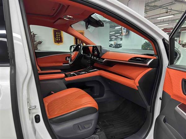 格瑞维亚 2024款 2.5L混动 舒适版