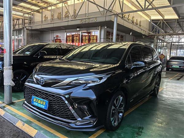 格瑞维亚 2022款 2.5L混动 尊贵版