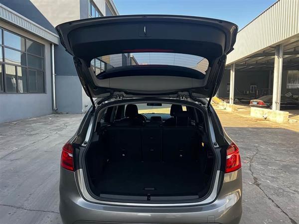 宝马2系旅行车 2016款 218i 时尚型