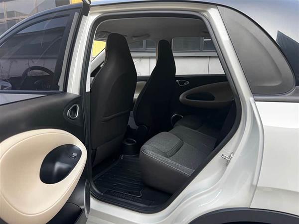 五菱缤果 2023款 333km 快享款