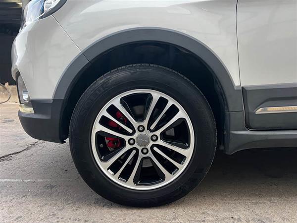 哈弗H1 2015款 1.5L AMT豪华型