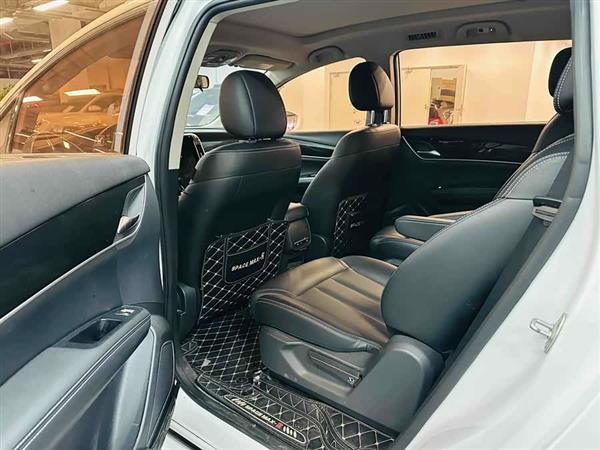 宋MAX 2018款 1.5T 自动智联精英型 6座