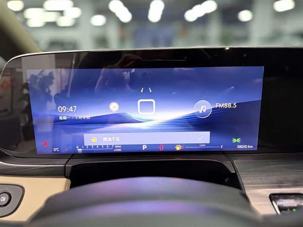 别克GL8 2023款 ES陆尊 尊享型