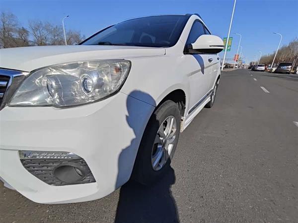 哈弗H6 2017款 红标 运动版 1.5T 自动两驱尊享型