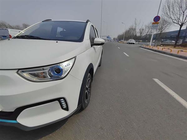 北汽新能源EC3 2019款 灵秀版