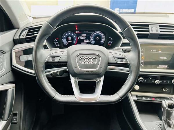 奥迪Q3 2019款 35 TFSI 时尚动感型