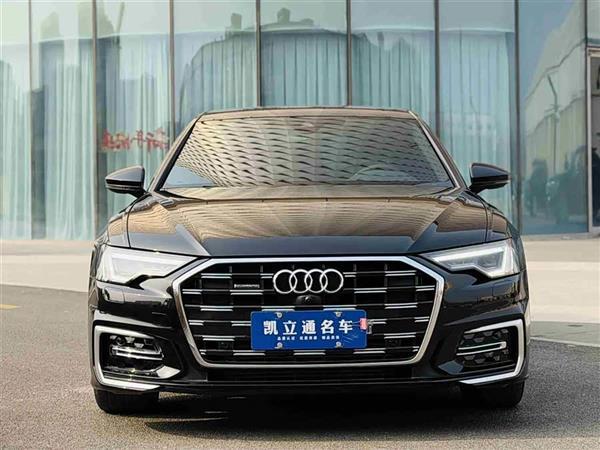 奥迪A6L 2023款 改款 45 TFSI 臻选动感型