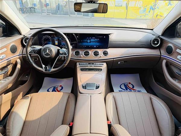 奔驰E级 2023款 E 300 L 时尚型