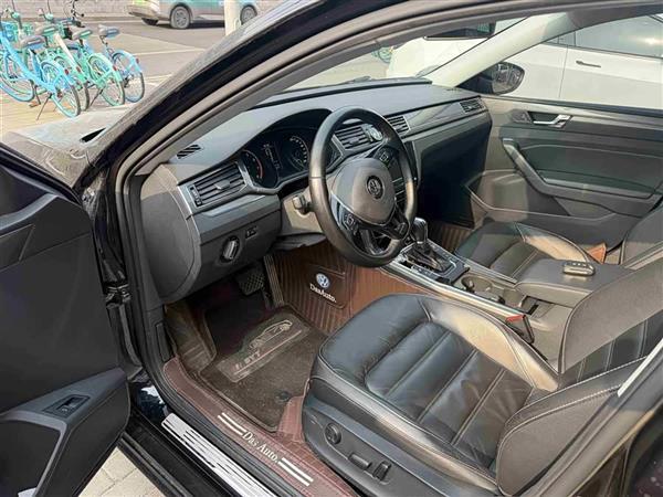 帕萨特 2017款 330TSI DSG尊荣版