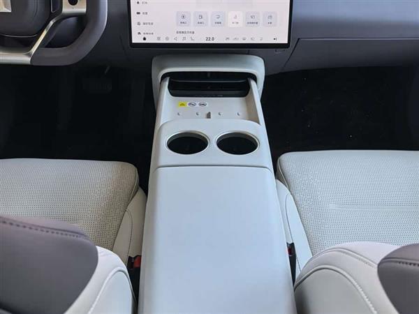 阿维塔06 2025款 Pro增程版