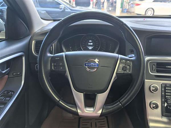 沃尔沃S60 2015款 S60L 2.0T 智远版