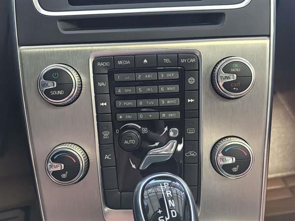 沃尔沃S60 2015款 S60L 2.0T 智远版