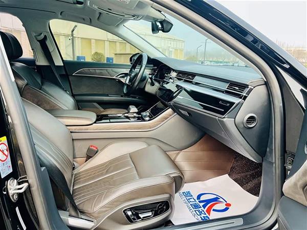 奥迪A8 2019款 A8L 50 TFSI quattro 舒适型