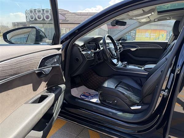 奥迪A8 2018款 A8L 55 TFSI quattro投放版精英型