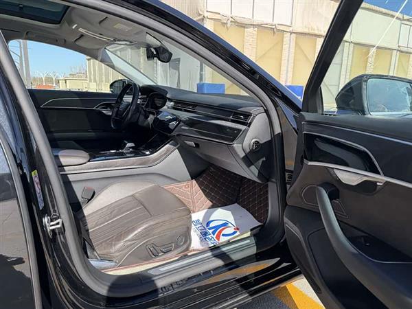 奥迪A8 2018款 A8L 55 TFSI quattro投放版精英型