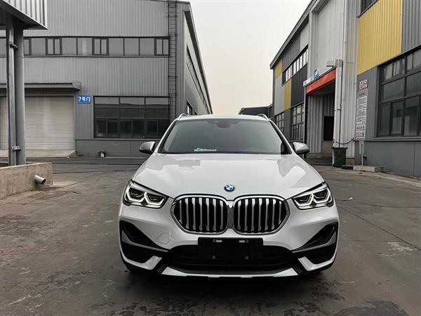 宝马X1 2022款 改款 xDrive25Li 尊享型