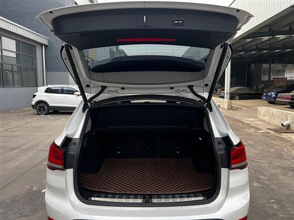宝马X1 2022款 改款 xDrive25Li 尊享型