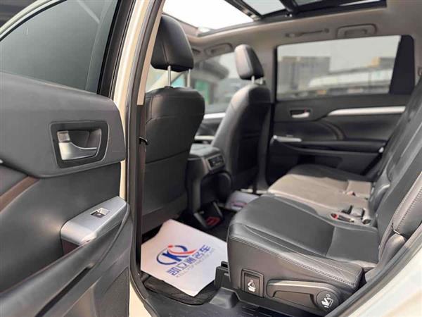 汉兰达 2015款 2.0T 两驱豪华版 7座
